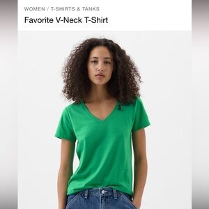 NWT / NWOT - Gap Favorite V-Neck Tees - Multiple Available